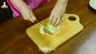 韓式牛肉卷炒豆芽的做法步驟：5