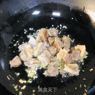 吃了還要再添飯的一道菜——泰式咖喱牛肉的做法步驟：5