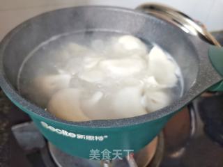 酸菜豬肉餡水餃的做法步驟：6