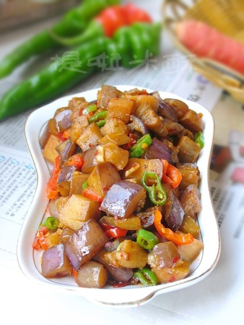 輕松搞定下飯菜——豆瓣醬茄丁的做法