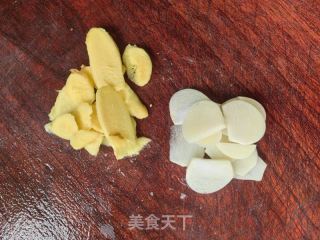 番茄燉牛肉的做法步驟：3