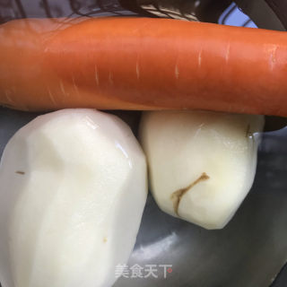 咖喱牛肉蓋澆飯的做法步驟：1