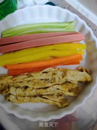 紫菜卷飯的做法步驟：4