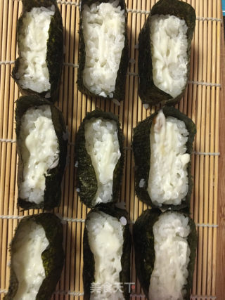 軍艦肉松壽司的做法步驟：6