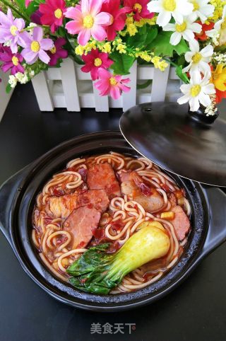 臘肉米線煲的做法步驟：7