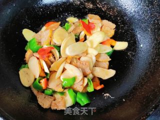 茭白卷章的做法步驟：4