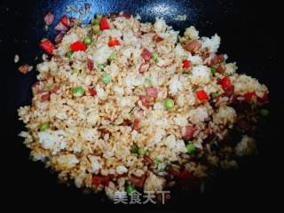 咖喱菠蘿炒飯的做法步驟：12