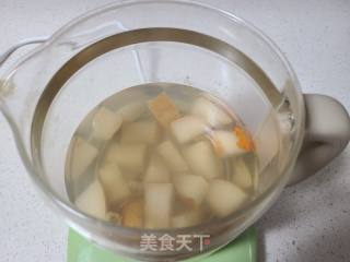 雪梨菊花枸杞茶的做法步驟：6