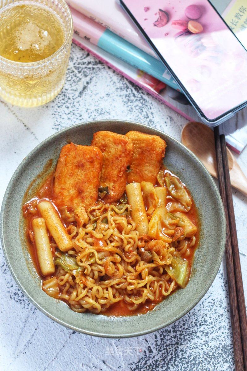 1人食韓式部隊(duì)鍋的做法