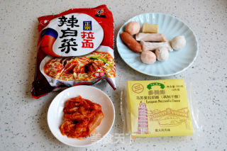 韓式芝士泡面鍋的做法步驟：1