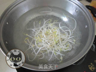 泰式海鮮酸辣河粉的做法步驟：5