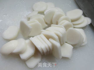 春筍炒年糕的做法步驟：2