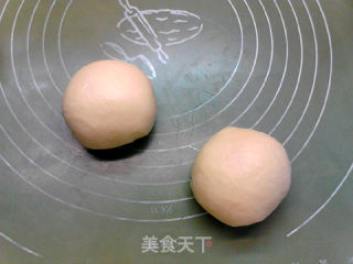 薩拉米新奧爾良雞肉雙拼披薩的做法步驟：5