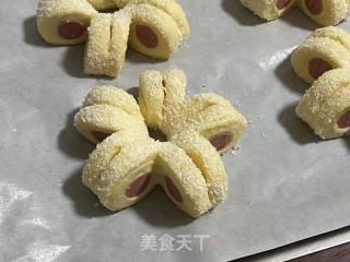 可可愛愛の小花香腸面包，造型簡單還好看！的做法步驟：10
