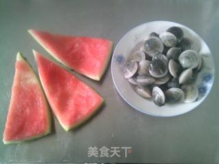 圓蛤炒西瓜皮的做法步驟：1
