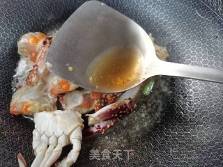 紅燒小紅膏蟹的做法步驟：4