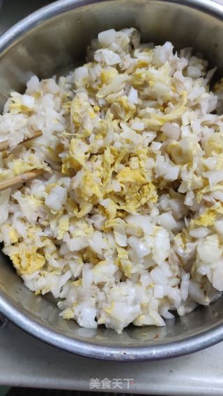 東北酸菜餃的做法步驟：1