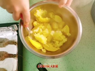 芝士焗蝦的做法步驟：3