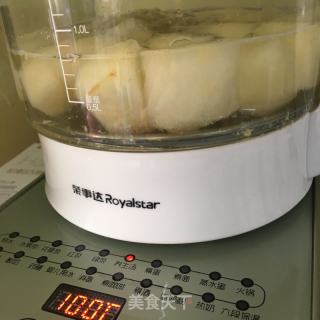冰糖雪梨湯的做法步驟：4