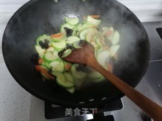 素炒筍瓜的做法步驟：4