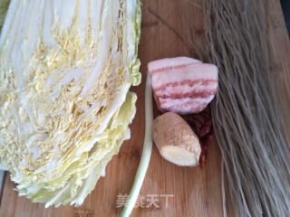 五花肉燉粉條的做法步驟：1