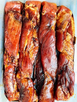 自制臘肉/臘牛肉，季節不限的做法步驟：2