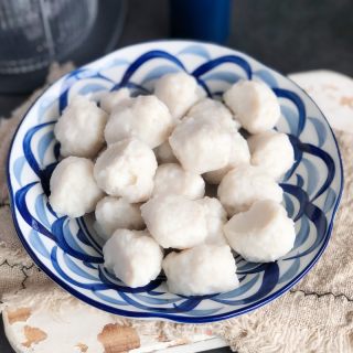 手打魚(yú)丸的做法步驟：10