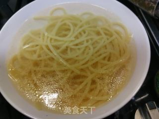 青醬意面的做法步驟：5