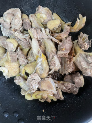 家庭版姜母鴨的做法步驟：6