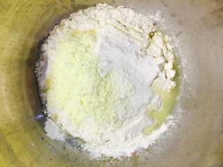 法式可頌的做法步驟：1