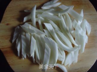 酸辣大白菜梗的做法步驟：1