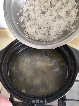 蘿卜瑤柱排骨粥的做法步驟：7