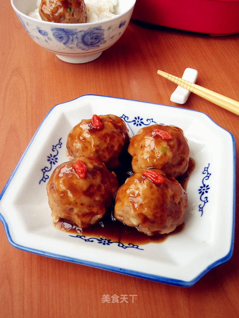  本色蒸獅子頭的做法