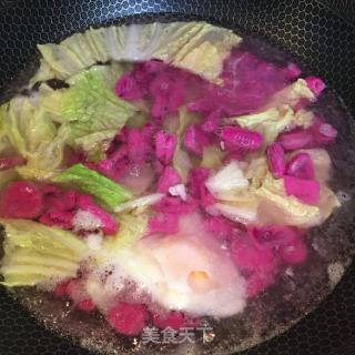 荷包蛋蔬菜貓耳朵湯的做法步驟：4