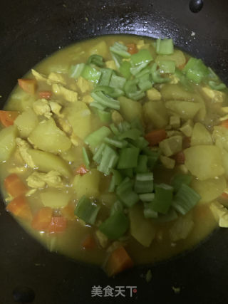 咖喱土豆雞丁的做法步驟：9
