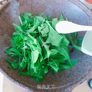 蒜蓉菠菜的做法步驟：4