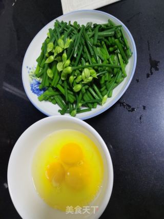 韭苔炒雞蛋的做法步驟：2