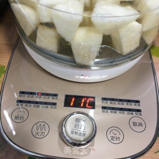 冰糖雪梨湯的做法步驟：3