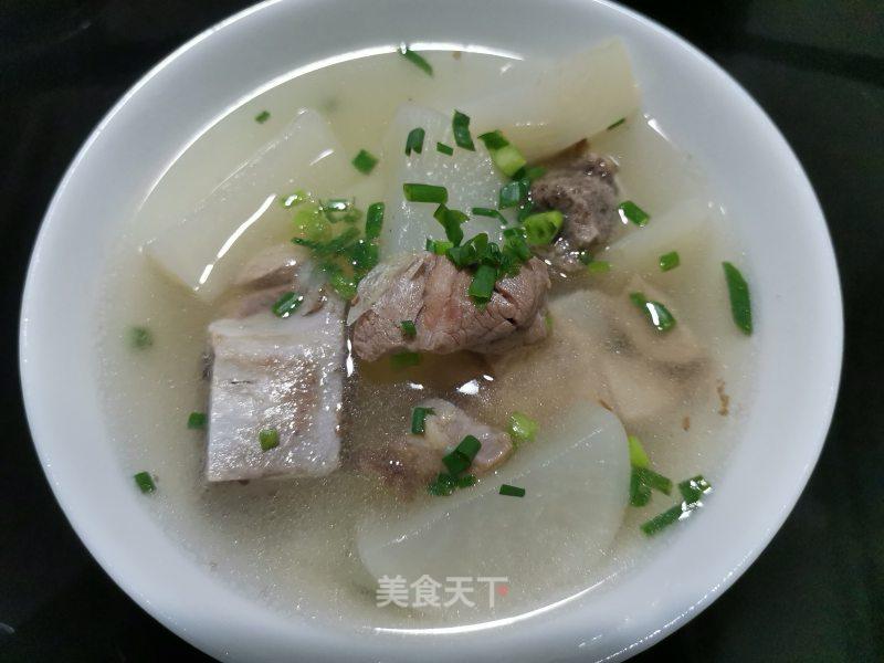 龍骨燉白蘿卜的做法