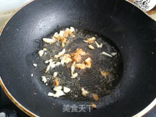 蒜香腐乳紅薯葉的做法步驟：3