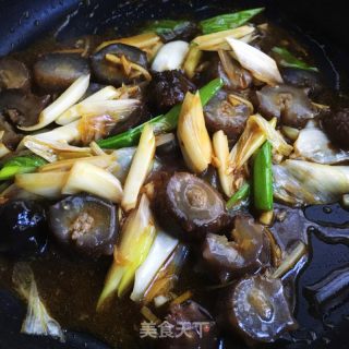 蔥爆海參的做法步驟：7