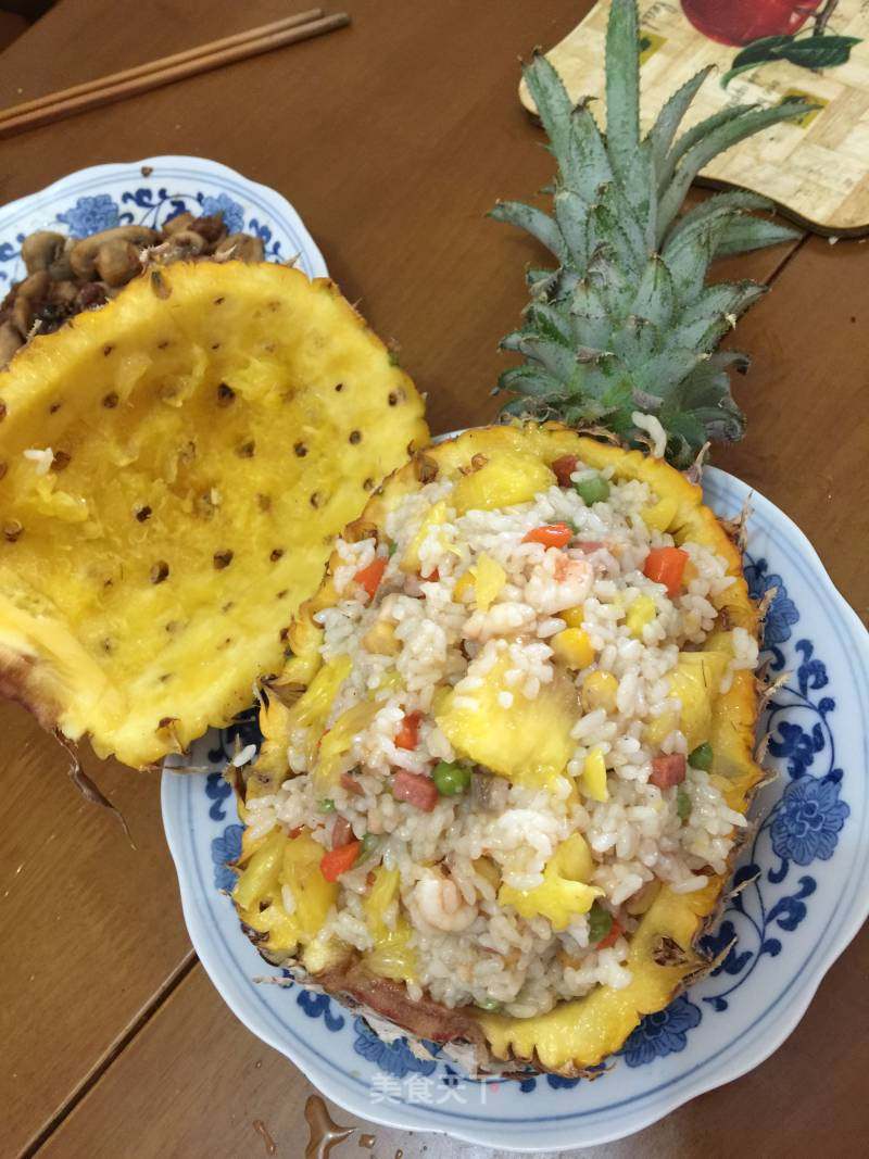 泰式菠蘿飯</div>
              </div>
              <div   id=