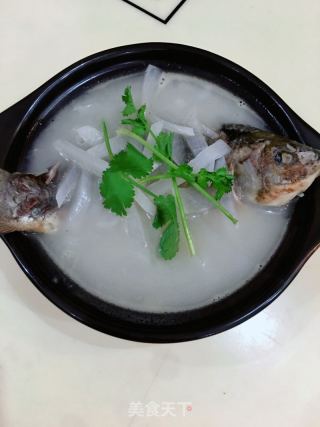 白蘿卜鯽魚(yú)湯的做法步驟：10