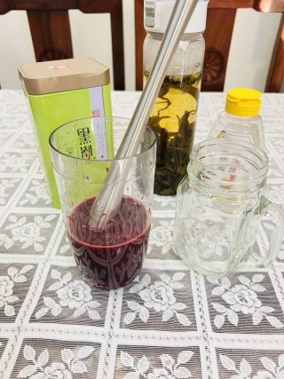 楊梅季 | 我們要喝楊梅冰檸茶的做法步驟：2
