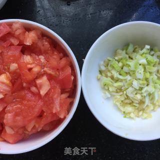 番茄肉醬意面的做法步驟：2