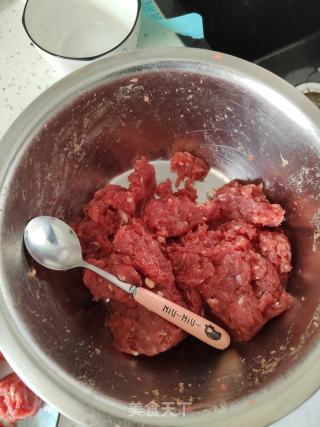 自制牛肉丸的做法步驟：1