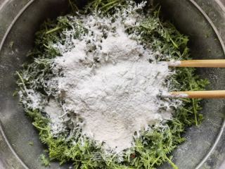 蒸迷迷蒿的做法步驟：7