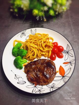 黑椒牛排意面套餐的做法步驟：9
