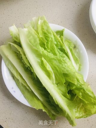 蒸魚豉油淋生菜的做法步驟：2