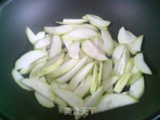 西瓜皮炒夜開花的做法步驟：6
